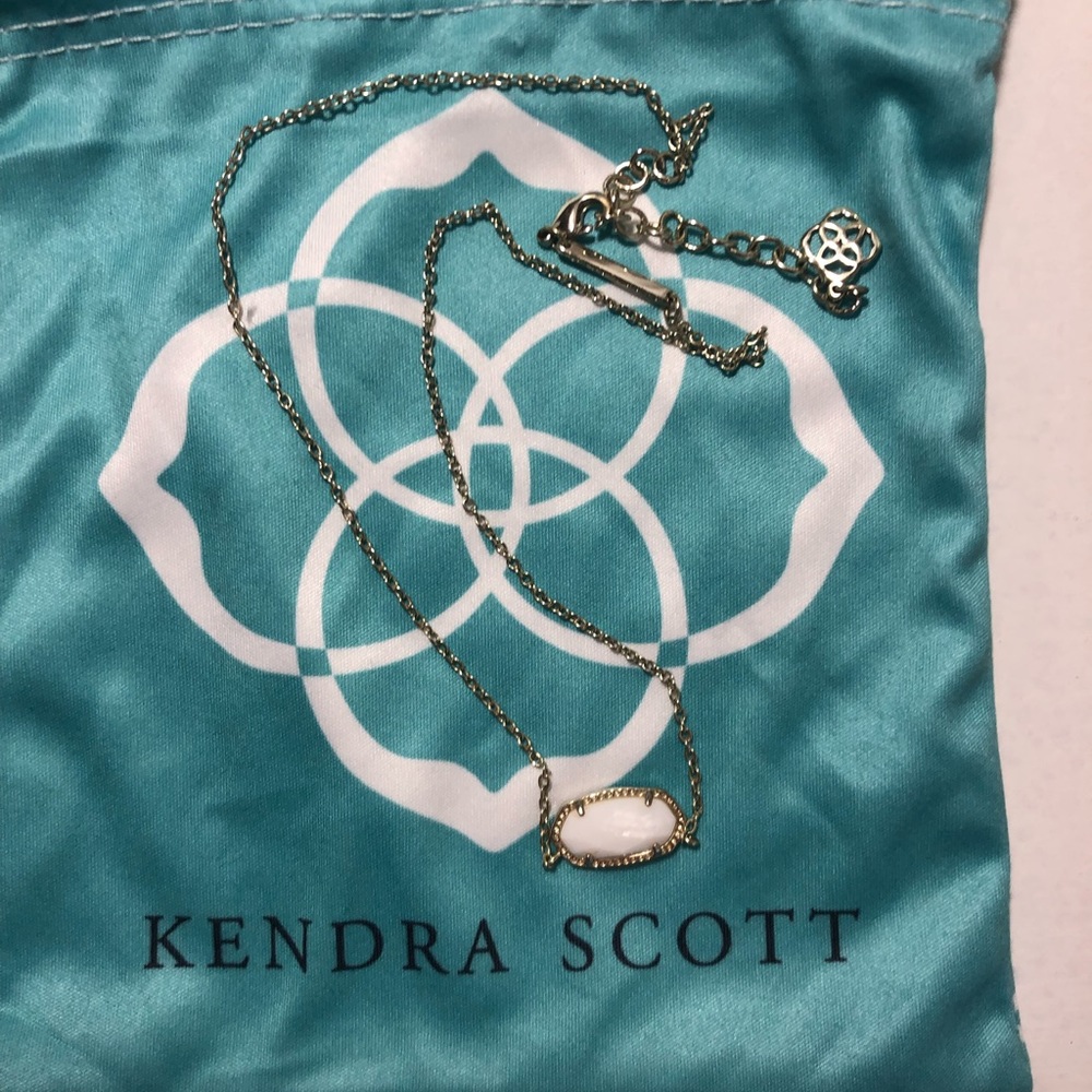 Kendra Scott Necklace